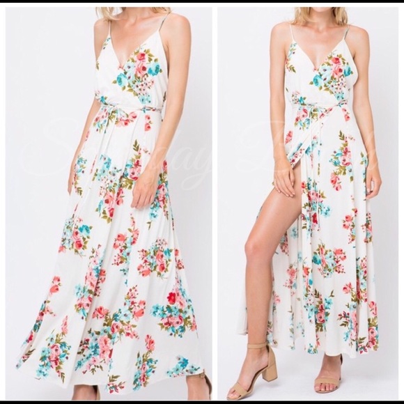 💝CUTE WHITE FLORAL MAXI DRESS - Picture 2 of 4
